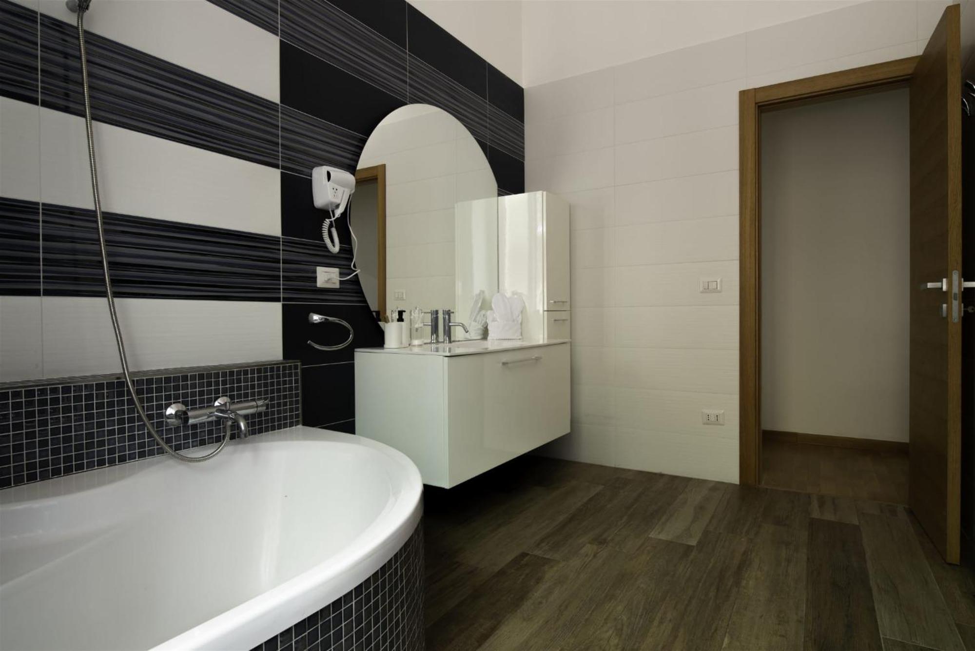 Stazione 54 Apartment Naples Exterior photo